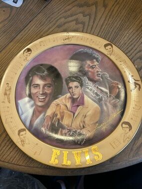 Elvis Presley Decorative Glass Art Plate - Gold and Purple